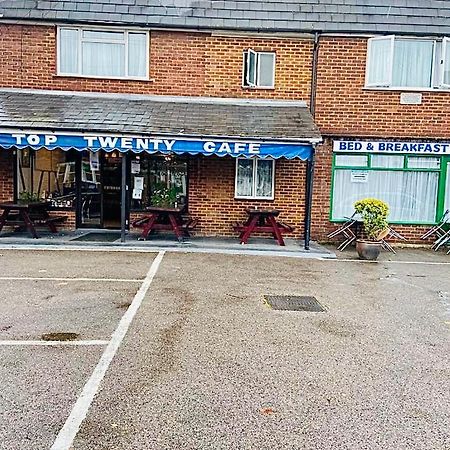 Top Twenty Bed And Breakfast Windsor Eksteriør bilde
