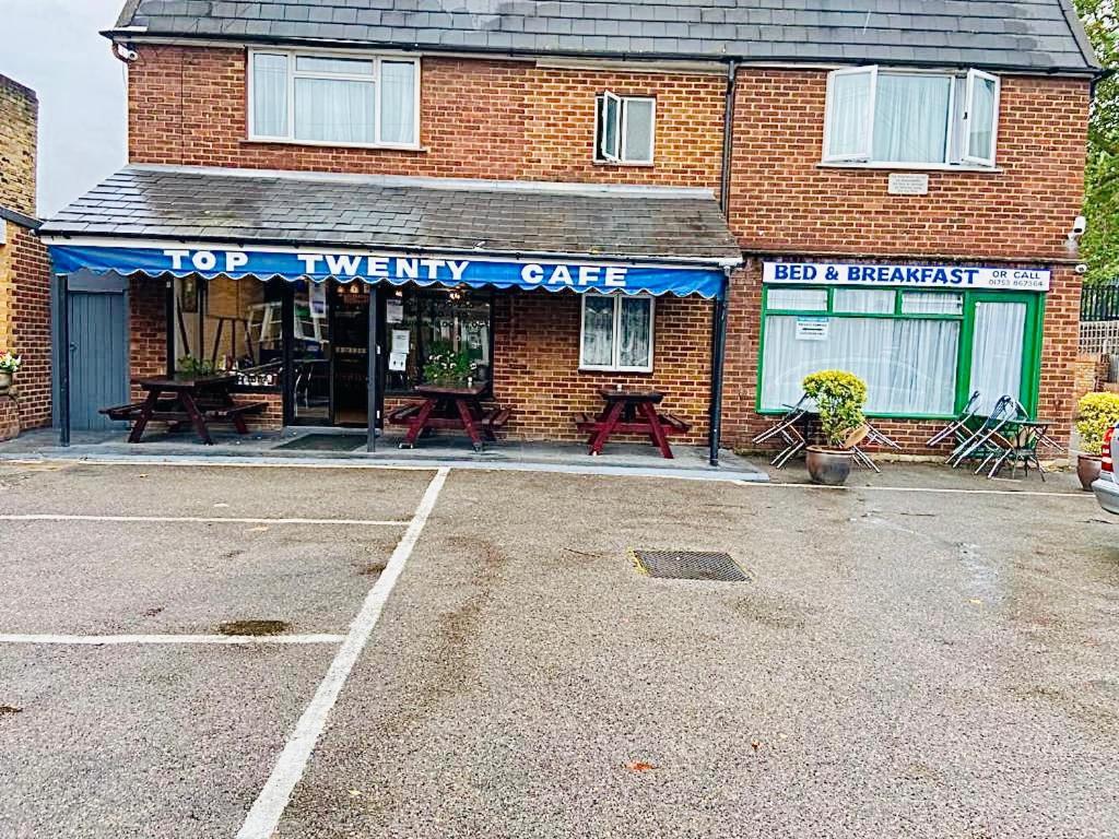 Top Twenty Bed And Breakfast Windsor Eksteriør bilde